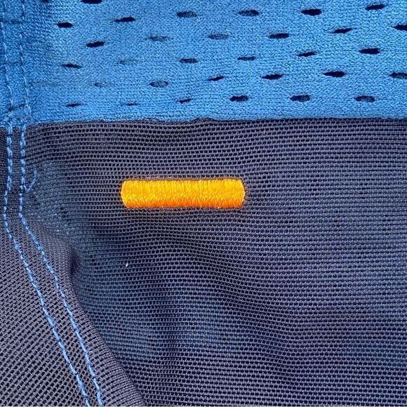 Lucy Blue & Black Mesh Athletic/Activewear Short Sleeve Top. Size Small. EUC! - Picture 6 of 6